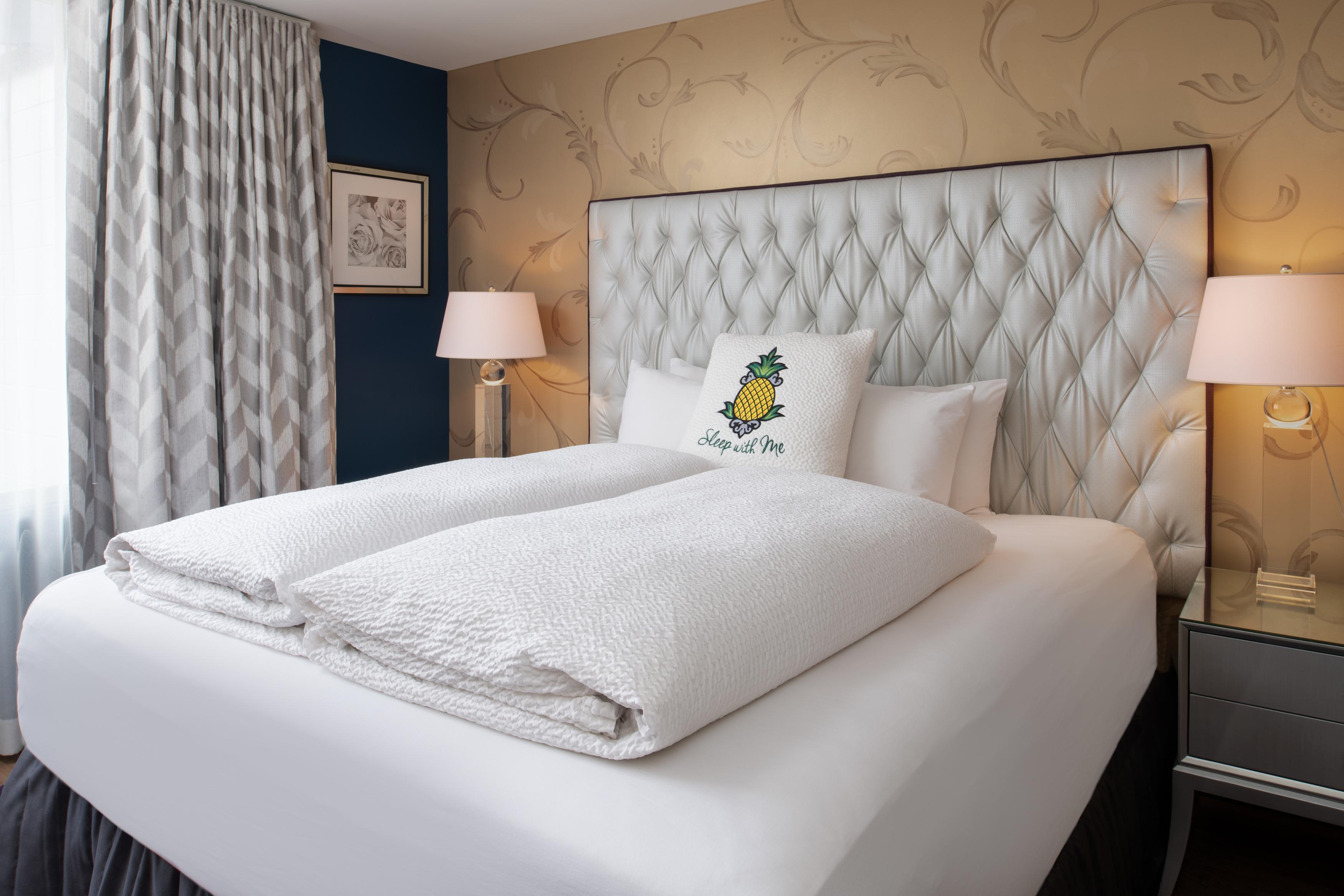 Staypineapple, Hotel Rose, Downtown Portland Eksteriør billede