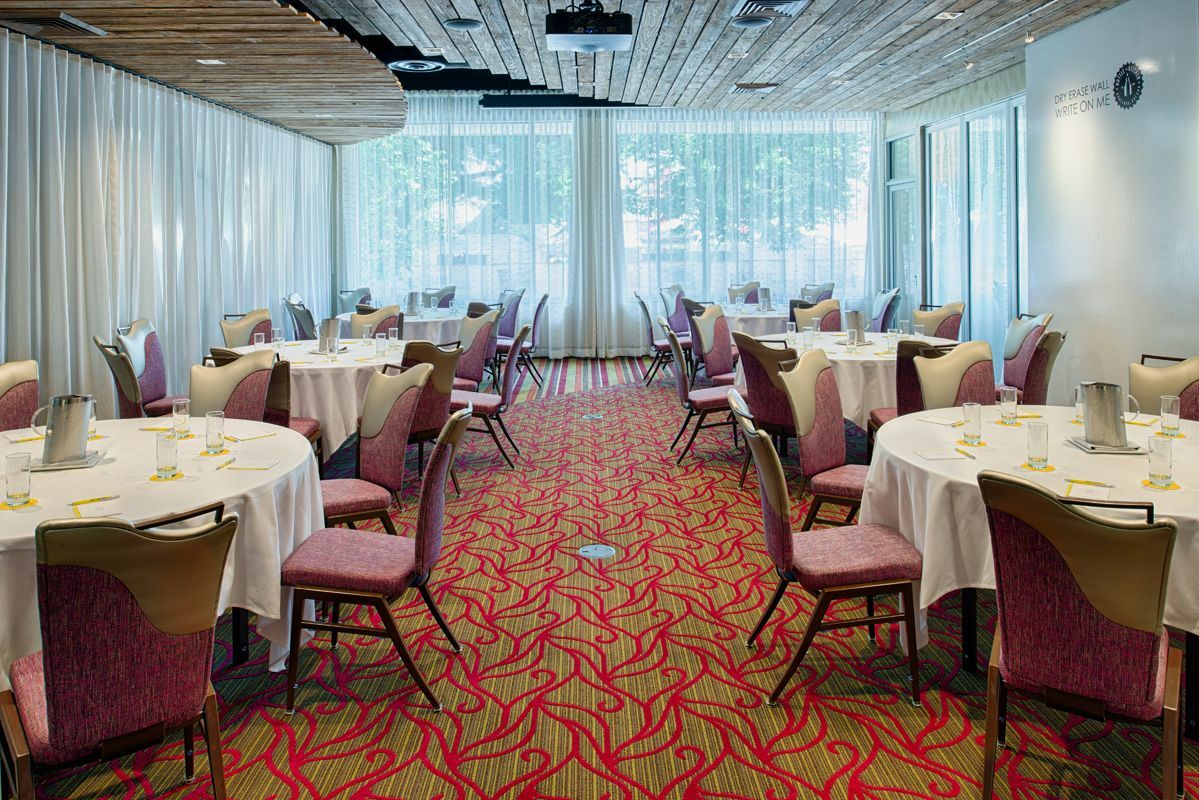 Staypineapple, Hotel Rose, Downtown Portland Eksteriør billede